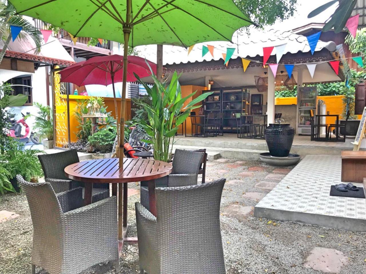 Baan Khun Krub Hotel Chiang Mai Eksteriør billede